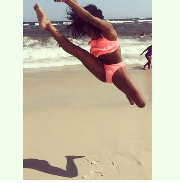 Mochabino's tweet photo. Transmitting the Waves 🌊 #Takemebacktothesummer http://t.co/W727CR0CBe