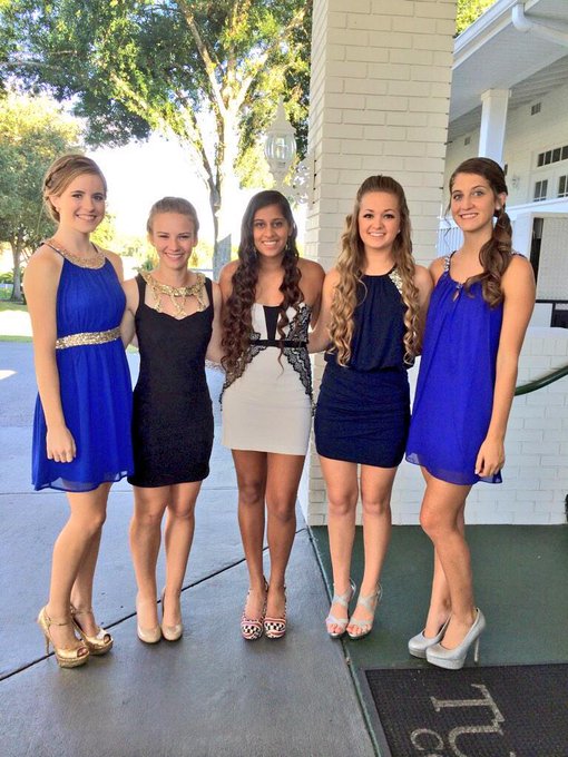 Homecoming last night😈👯✨ http://t.co/VkOFp4pA9a<a href="/tag/newprofilepic"class="tags"><span>#newprofilepic</span></a>