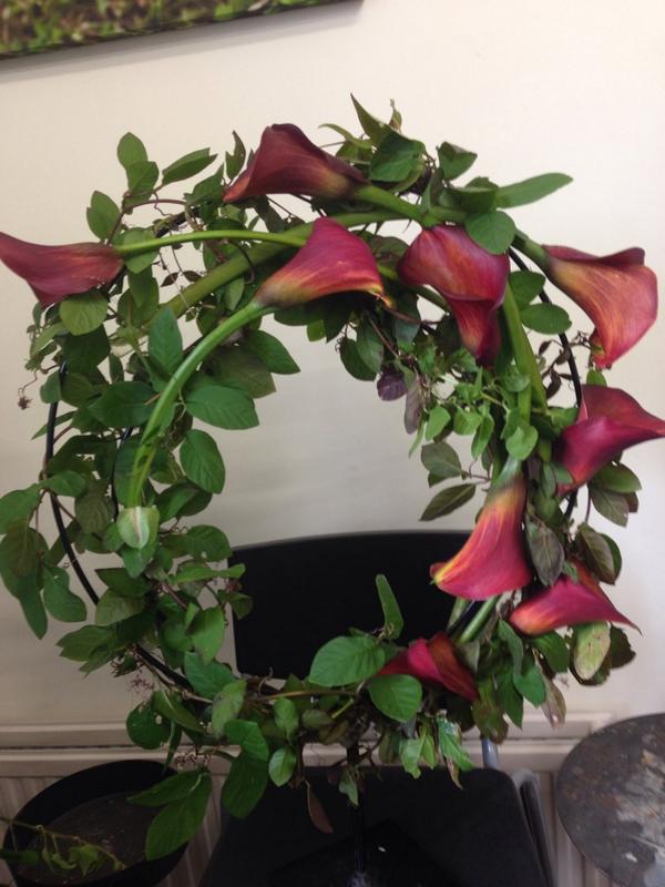 petalscornwall's tweet photo. looking for stunning table arrangements or an impacting floral design for a reception desk.#corporatestyles http://t.co/GFll47FqQm
