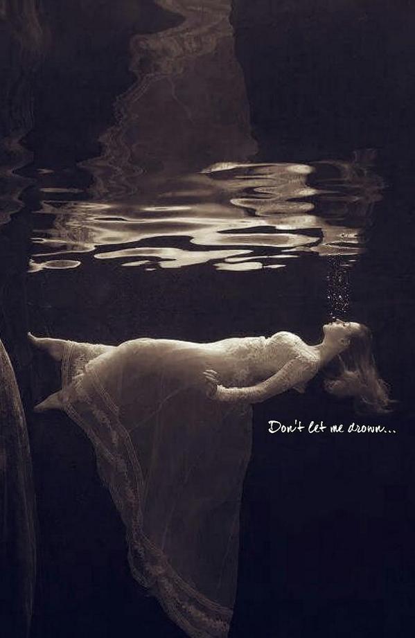 DominiqueLou1's tweet photo. I'm so in love with @bmthofficials new song #drown http://t.co/qz9w6tFQFf