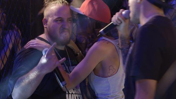 mtvitalia's tweet photo. E @therealgue decreta @Neroneofficial il nuovo KING di #MTVSpit! http://t.co/fTeEzox7ii