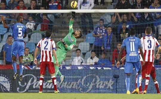 Atleti's tweet photo. RT @M_A_Moya: Muy contento de volver a la que era mi casa y por supuesto, de la importantísima victoria del equipo: http://t.co/X7tA3cJiEp