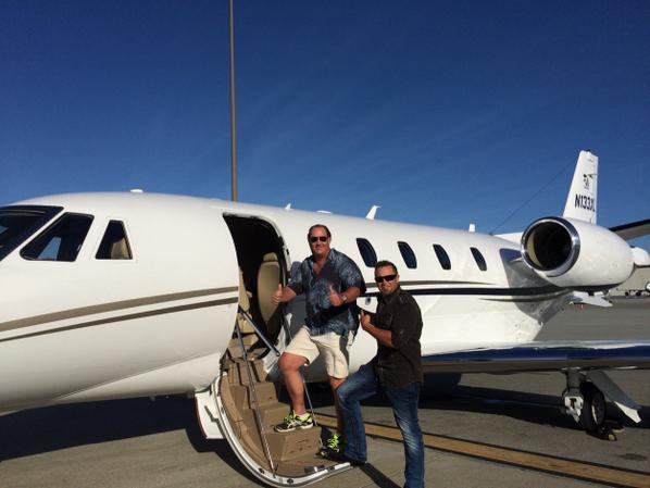 KMillar15's tweet photo. Ok @ChrisRose Loddie and I are boarding flight to Austin we have room if you wish to #ShowFlight http://t.co/uH4AIuSgc5