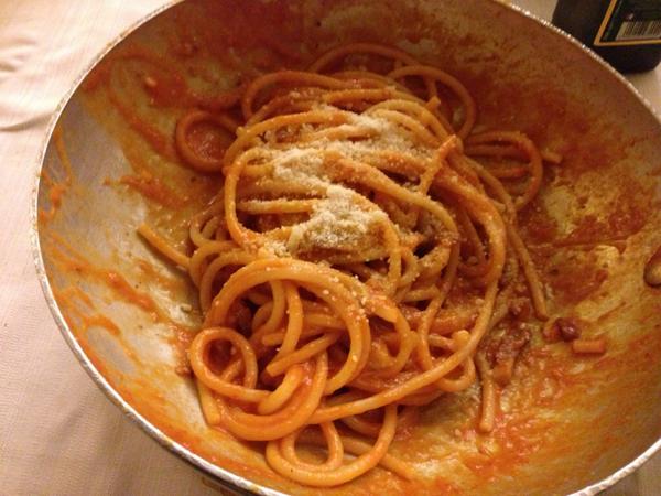 Walks's tweet photo. We agree that #Italy is No. 1 - The 30 Best Countries For Food http://t.co/aEz8tYqxvj via @LeeAbbamonte http://t.co/dO3Cii9ezX
