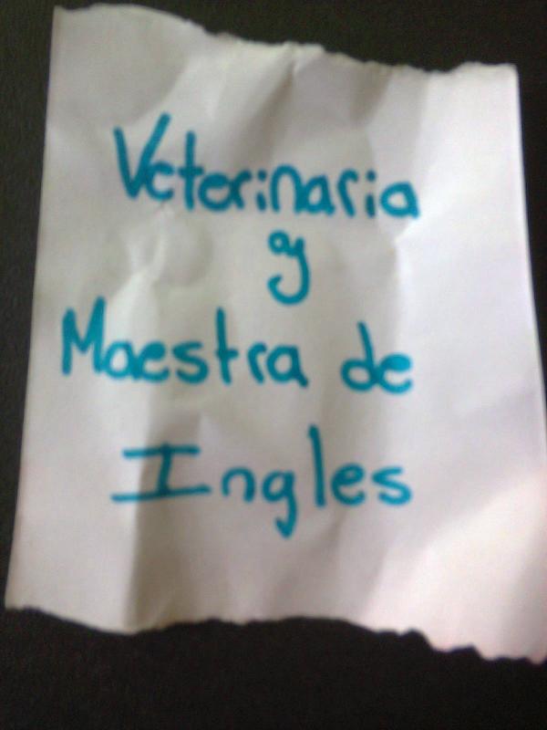 txaami's tweet photo. Tuve que tomar agua y tambien tuve que romperlo,me dolio la panza toda la tarde.Pero lo logre xDD #RetoTroll #Reto54 http://t.co/66JqGDz7Rk
