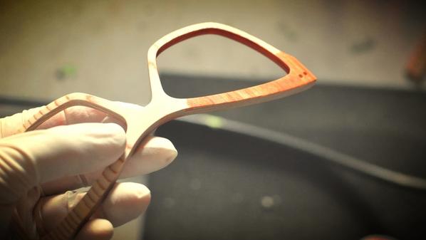 ThisMagLife's tweet image. #AirframesbyRosco are hand crafted &amp;amp; laminated from aircraft birch: thismagnificentlife.com/airframes/ #artisan #eachpairunique