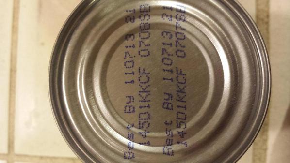 astera24's tweet photo. @QFCGrocery @PedigreeUS please tell me I'm wrong about the date on this food I just bought http://t.co/Zx7eSvYG0Z