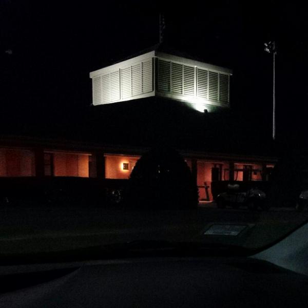 gabe_hackney's tweet photo. stealzin for dealzin #KnightsPlayGolf @getStealz http://t.co/hfk9HqVlMD