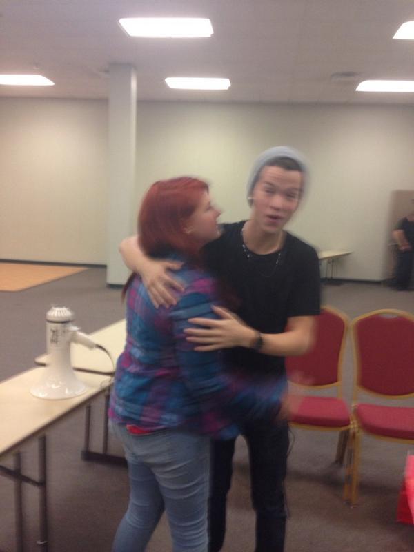 RebeccaLindbeck's tweet photo. Umm... This just happened😭😭 #taylorcaniff #rvproject #bae #misshimalready #GetBetterTaylor http://t.co/ekH9vrkVFe