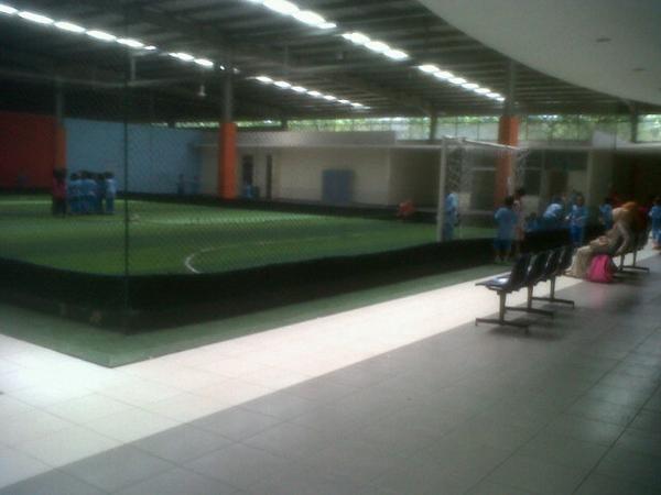 Siang ade" manis #SDCIBIRU7 selamat berOlahraga yaaa semangaaaaat!!!