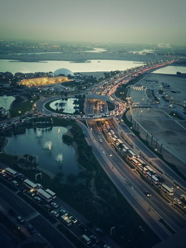 Elizabeto212's tweet photo. @VodafoneQatar have changed their working hours due to heavy traffic #helpyouremployees @qatarfoundation @dohanews http://t.co/dtu8kNEvRQ