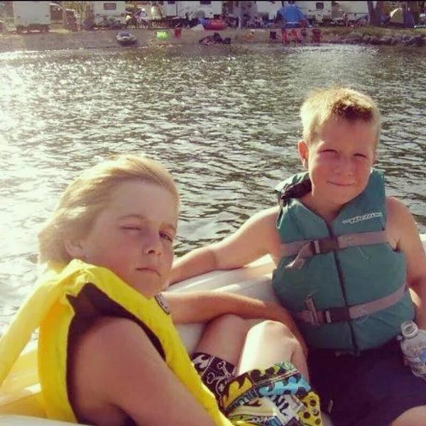 Philisrael's tweet photo. When bae says she'll lick ya nuts tonight http://t.co/ky7JZI80SO