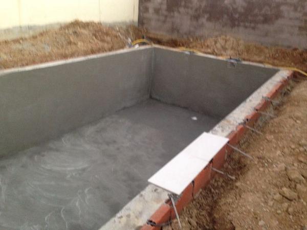 cleaningandgard's tweet image. Buenos dias a todos 
iniciando los trabajos de esta semana...al terminar tendremos una piscina espectacular...