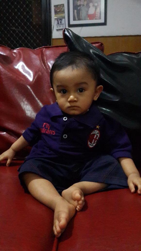 eraprasasti's tweet photo. Happy Birthday my Little Son...  1st 🙌 http://t.co/Cox3PV3Nhp