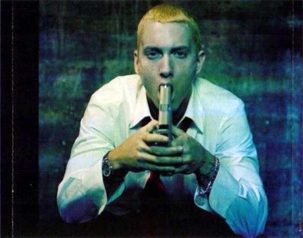 Whenrappersaids's tweet photo. When Iggy said "First things first I'm the realest." http://t.co/m22A90twVL