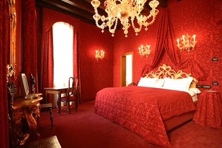 SEXY SEXY TIME: here are the 10 finalists for the #SmithAwards' Sexiest Bedroom in the World: bit.ly/SmithAwardsSex…