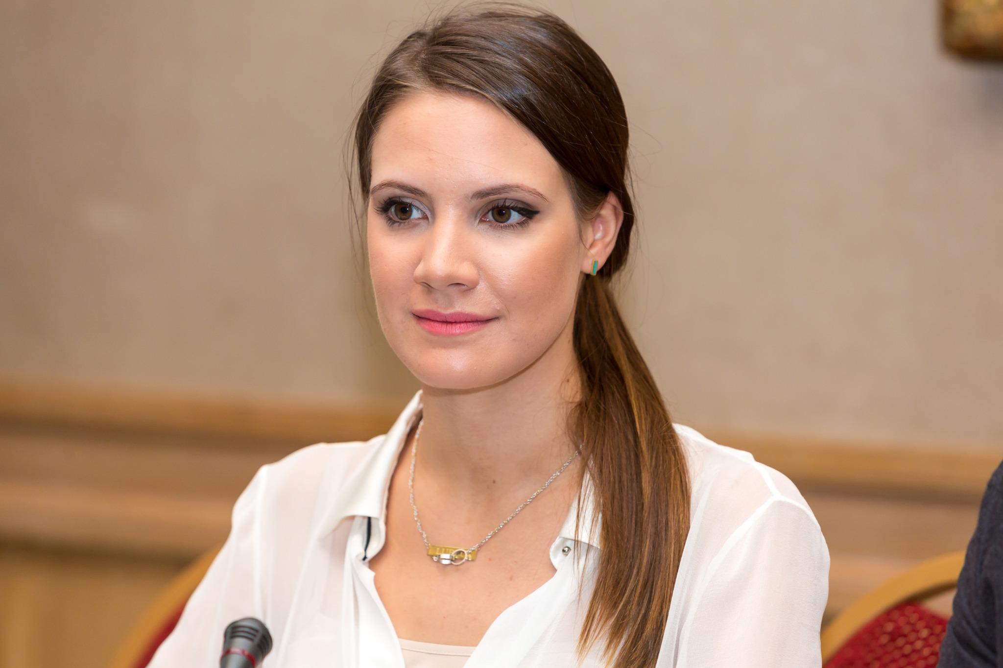 Кира Пластинина