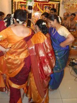 madisarmami's tweet photo. எங்க ஆத்து விசேஷம் http://t.co/1yqYNanHz8