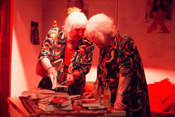 We maakten afgelopen weekend foto's bij een Wallen-feestje in <a href="/ClubCanvas/">Canvas</a>: bit.ly/1tAgtuA