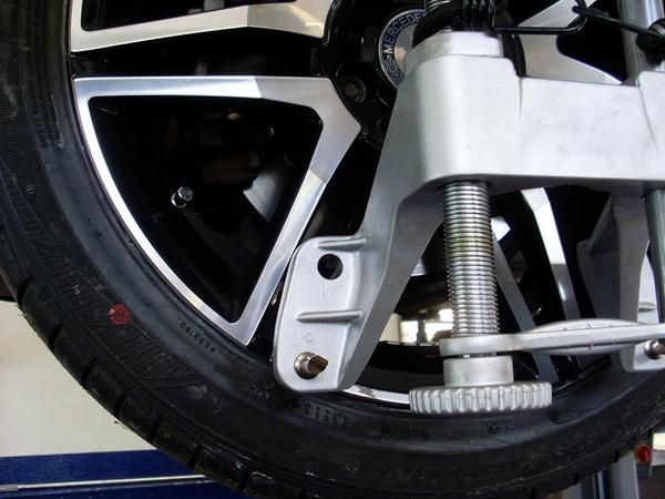 MERC AMG Coupe 
In for 2x 255/40 R18 Falken High Performance Tyres , Chrome Valves, 4 Wheel alignment.