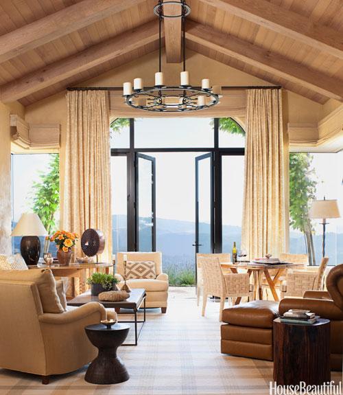 MoieLiving's tweet photo. Warm living space with breathtaking view of California countryside. MADIERA by @kreillylighting hanging beautifully. http://t.co/oWz4ilF4mi