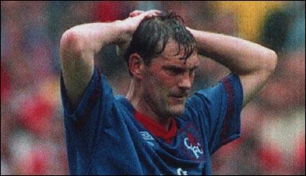 Happy birthday to former player and manager Glenn Hoddle who turns 57 today.  