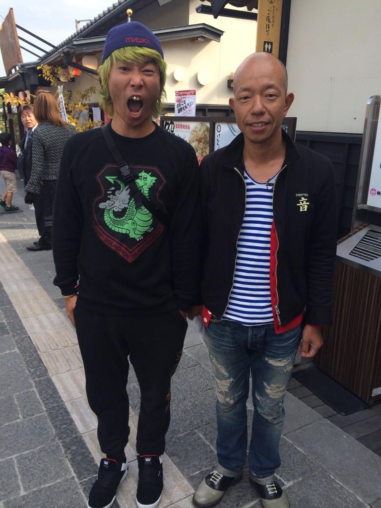 バイきんぐ小峠 on Twitter &quot;ロケ中ハイスタの難波さんと偶然お会いした。以前フジロックで難波さんが僕とすれ違ったという話をラジオで