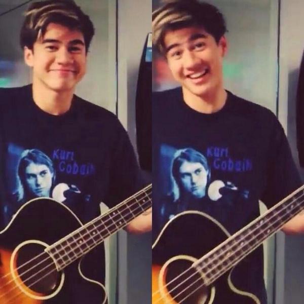 spiritualstiles's tweet photo. ☀️💙☀️💙☀️💙☀️💙☀️
Hi Cal ☺️

Please can you follow me 
and be my 1/4 🙌

I love you so much! X
@Calum5SOS 
☀️💙☀️💙☀️💙☀️💙☀️ http://t.co/JBc0I4fYJd
