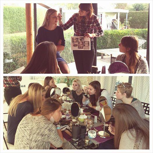SybilleDB's tweet image. Leuke workshop op een zonnige herfstdag met @MakeupArtist_N! #makeupworkshop #Antwerpen #Ladiesday