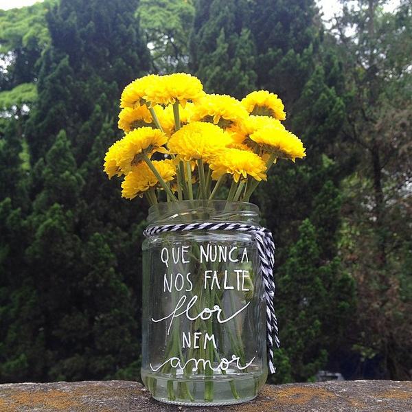 adoronamine's tweet photo. #bomdia #boasemana  #segunda #monday #flores #flowers #amor #love #lov #desejo http://t.co/ZHBEMLhkCw