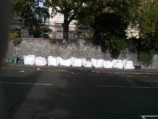 1984Chard's tweet photo. @DoYourJobPlease @LitterPics Even @BristolCouncil flytip in St. Paul's. Is Ashley road a waste transfer station? http://t.co/8wupH5wP4K