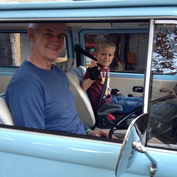 beetlebushire's tweet photo. Blue Belle's final trip this season (unless there's any more takers?) to Derbyshire with Charlie and his Grandad Rod http://t.co/smYdg1VFEB