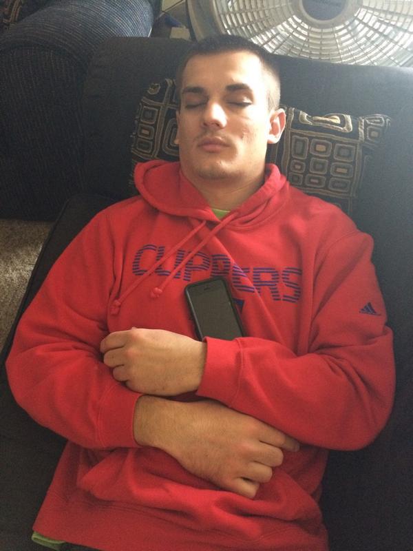 TonyIsSleeping's tweet photo. Currently napping. Dreaming about how much better the Bucks are than the Clippers. http://t.co/9E4kJWlwfu