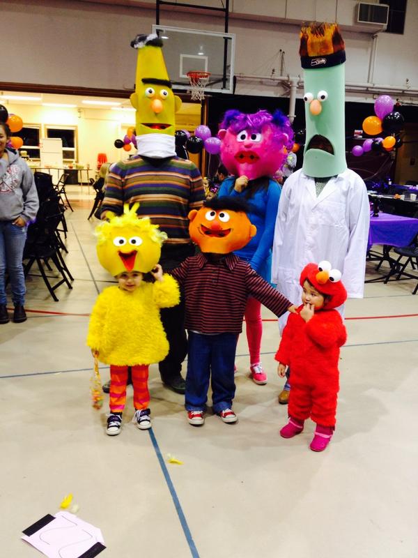 jj_james_jess's tweet image. My Brother and his family! #sesamestreet #EnchantedView #homemade