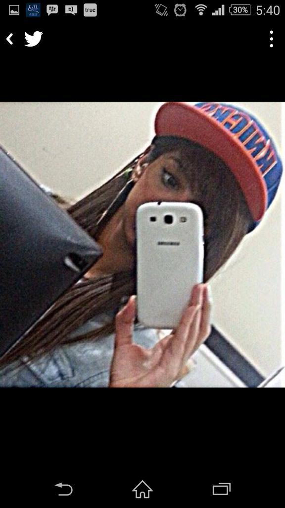 Sheftik's tweet image. توأم؟ @HAJARB23_