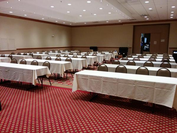 dayankee's tweet photo. This is the Piccadilly Room, where @melissahellwig4 and I will do our presentation. #hxharmony #harmonizedlearning http://t.co/hHKkZkOpEG
