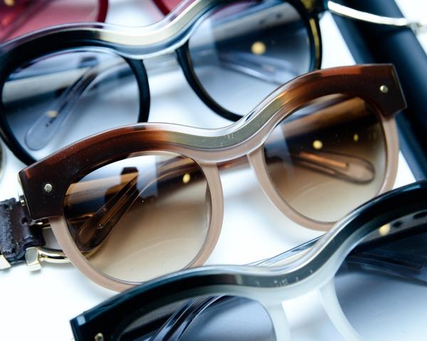 Ferragamo's tweet photo. A #Hollywood arsenal, discover Ferragamo's FW14 runway sunglasses. Explore more styles at http://t.co/e2Fpstx8Tp http://t.co/8Yvd9JPTm3