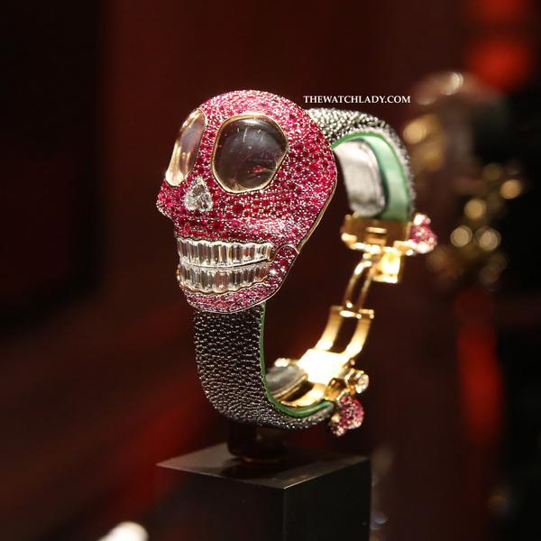thewatchlady's tweet photo. "Introducing de Grisogono's Crazy Skull"
follow this link for the article: http://t.co/GOec3k8brc http://t.co/MZDcGguRRs