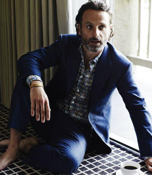 KristenMLaw's tweet photo. #MCM is #AndrewLincoln aka #AngryRick The man keeps promises. Even if that is a #RedHandled Machete #TWDFamily http://t.co/TVFungX8gG
