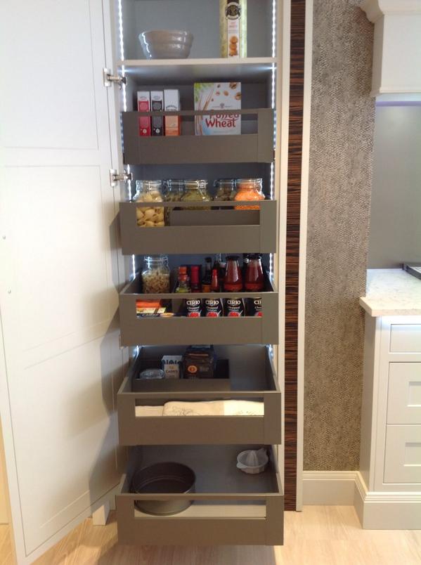 kitchenthinkUK's tweet photo. @blumuk @RDOKitStudio @stonehamkitchen , congratulations on new showroom , looks fantastic #bluminside #design #ach http://t.co/jdStKeXiAo