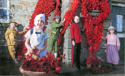 Tech_pcs's tweet image. @PhoenixHouseRC check out fab work by 28 pupils at Arkengarthdale School inspired by @HRP_palaces for @HelpforHeroes