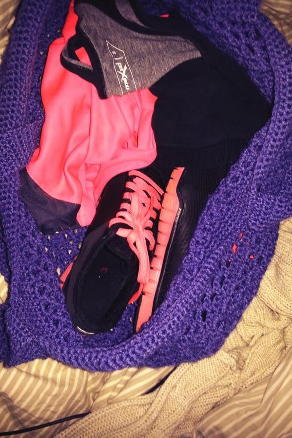 Carmss13's tweet photo. Monday means Gym, Gyn means I get to put these to great use! #faster #better #stronger #Gym http://t.co/gD95rVmgKE