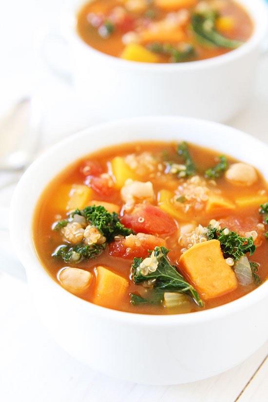 TwoPeasandPod's tweet image. {NEW} Fall Vegetable Quinoa Soup: bit.ly/1stNe7q  A fall favorite! #recipe #soup #vegan #glutenfree