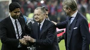OManiaque's tweet photo. 1 "Merde, avec Bielsa, l'#OM peut être champion".
2 "Il faut agir".
3 "On va payer les arbitres".
4 "Aulas est OK" http://t.co/nxItII3xLU