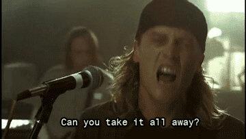 KeepItHott's tweet image. #Puddleofmud - Blurry