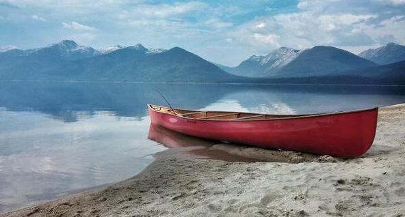 crazyhotels's tweet photo. The largest canoe-only lake in North America! #Murtle Lake #BritishColumbia #Canada via @HelloBC @JTomljenovic http://t.co/O2JWGtHf8L