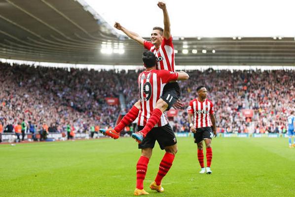 FootballFunnys's tweet photo. 27 October 2009: 22nd in League One
27 October 2014: 2nd in Premier League

Astonishing five years for Southampton. http://t.co/UVUQKuFEkh