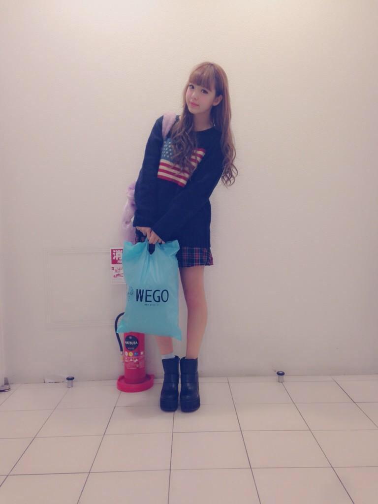 WEGO - 【本日限定値下げ】藤田ニコル 生誕祭 パーカー にこるん