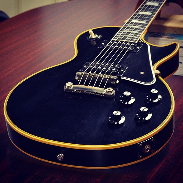LP Custom VOS in Ebony