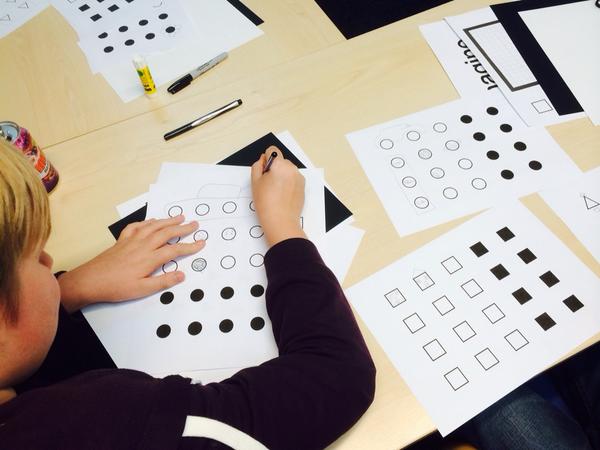 SharpFutures's tweet photo. Great #DesignDojo session today by @AdaptStudiosUK @sharpproject for @designmcr - thx to all who attended #DesignMcr http://t.co/X89NEMJVvf